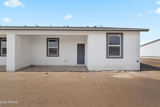 14045 S Berwick Rd in Arizona City, AZ - Building Photo - Building Photo
