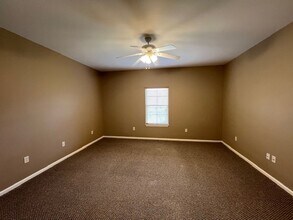 1816 Ethel St-Unit -1820 in Lake Charles, LA - Building Photo - Building Photo
