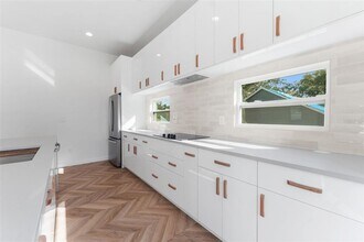 102 W Adalee St in Tampa, FL - Building Photo - Building Photo