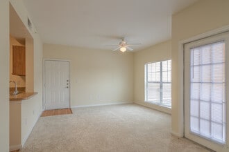 Cypress Creek at Reed Road Apartment Homes in Houston, TX - Building Photo - Interior Photo
