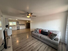 2714 W Ellis Dr in Tempe, AZ - Building Photo - Building Photo