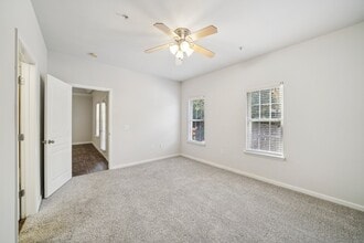 Bluffs at Riverview in Birmingham, AL - Building Photo - Building Photo