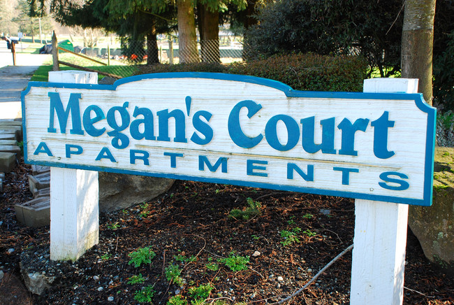 Megan's Court Apartments in Pacific, WA - Foto de edificio - Building Photo