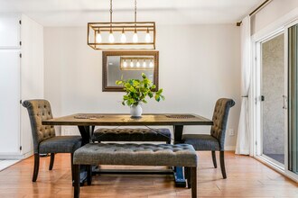 6747 Friars Rd, Unit 113 in San Diego, CA - Building Photo - Building Photo