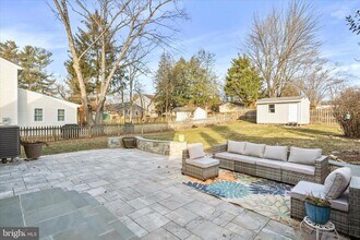 408 Blue Ridge Ave NE in Leesburg, VA - Building Photo - Building Photo