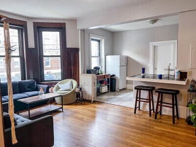 1065 Commonwealth Ave, Unit #1 in Boston, MA - Building Photo - Building Photo
