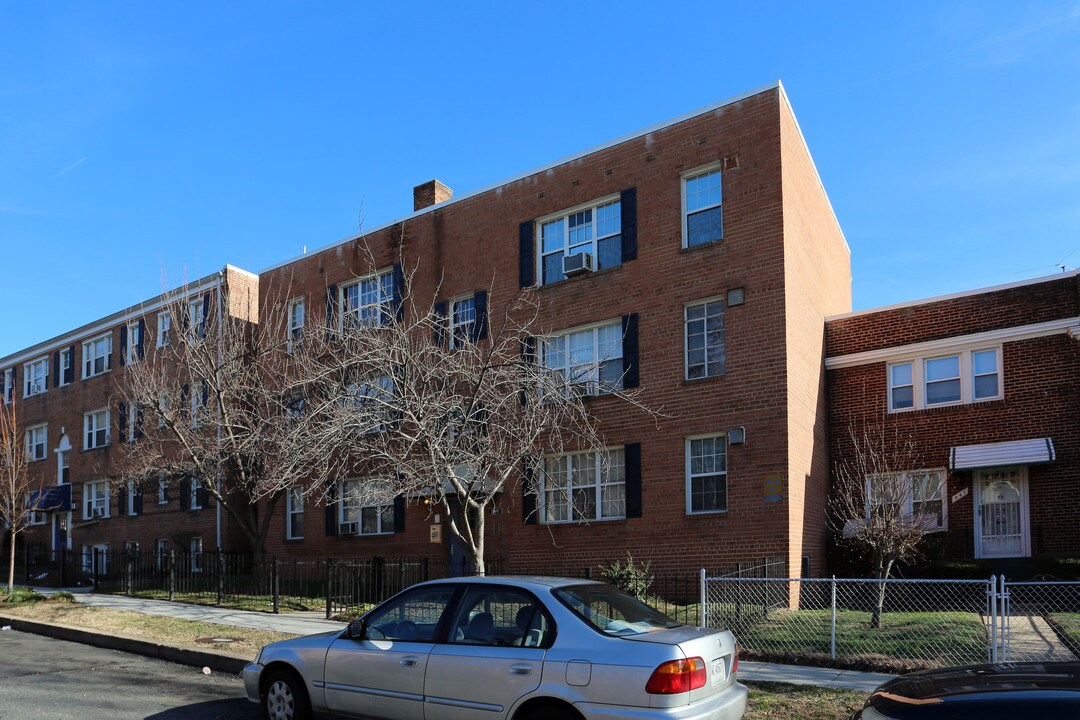 Jetu Apartments in Washington, DC - Foto de edificio