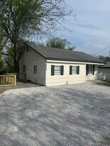 327 Landau Dr, Unit 327 in Maryville, TN - Building Photo