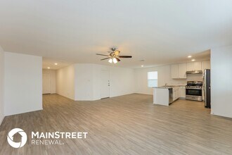1318 Kiskadee Wy in San Antonio, TX - Building Photo - Building Photo