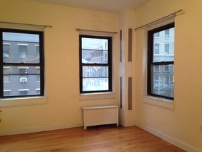 146 E 39th St in New York, NY - Building Photo - Building Photo