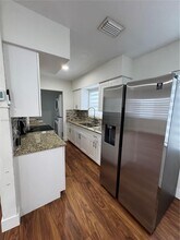 11530 SW 139th Terrace in Miami, FL - Building Photo - Building Photo