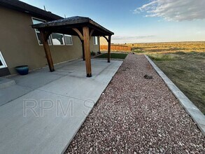 5514 Mark Twain Ln in Pueblo, CO - Building Photo - Building Photo