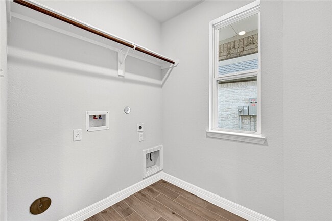 9339 Galloway Wds Trl in The Woodlands, TX - Building Photo - Building Photo