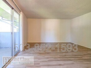 1364 NE 186th Ave in Portland, OR - Building Photo - Building Photo