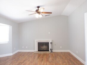 510 Las Colinas St in Tehachapi, CA - Building Photo - Building Photo