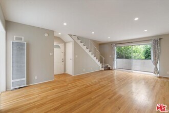 1225 Washington Ave in Santa Monica, CA - Building Photo - Building Photo