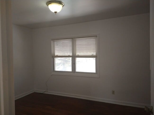 1449 Edgewood Ave in Trenton, NJ - Building Photo - Building Photo