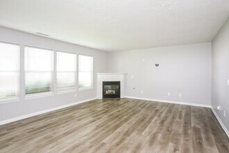 1446 Hillcot Ln in Indianapolis, IN - Building Photo - Building Photo