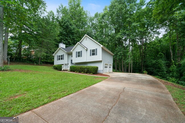 347 Farm Brook Ln in Dallas, GA - Building Photo - Building Photo