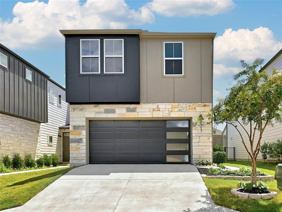 7317 Travertine Spring Dr in Austin, TX - Building Photo