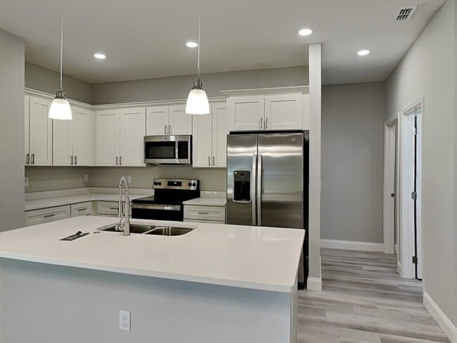 7669 N Paris Dr in Citrus Springs, FL - Building Photo - Building Photo