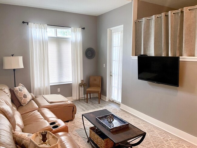 1209 Main St in Jupiter, FL - Building Photo - Building Photo