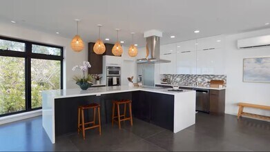 44-652-652 Kane‘ohe Bay Dr in Kaneohe, HI - Building Photo - Building Photo