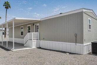 2627 S Lamb Blvd in Las Vegas, NV - Building Photo - Building Photo