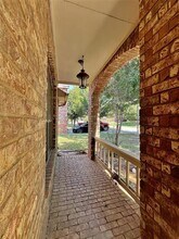 5939 Waterford Dr in Grand Prairie, TX - Foto de edificio - Building Photo