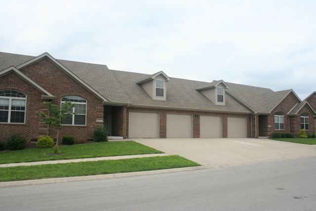 property at 104 Confederate Dr