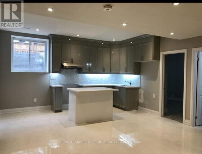 60 Longevity Rd in Brampton, ON - Building Photo - Building Photo