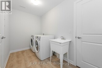 520 Convenire Row in Ottawa, ON - Building Photo - Building Photo