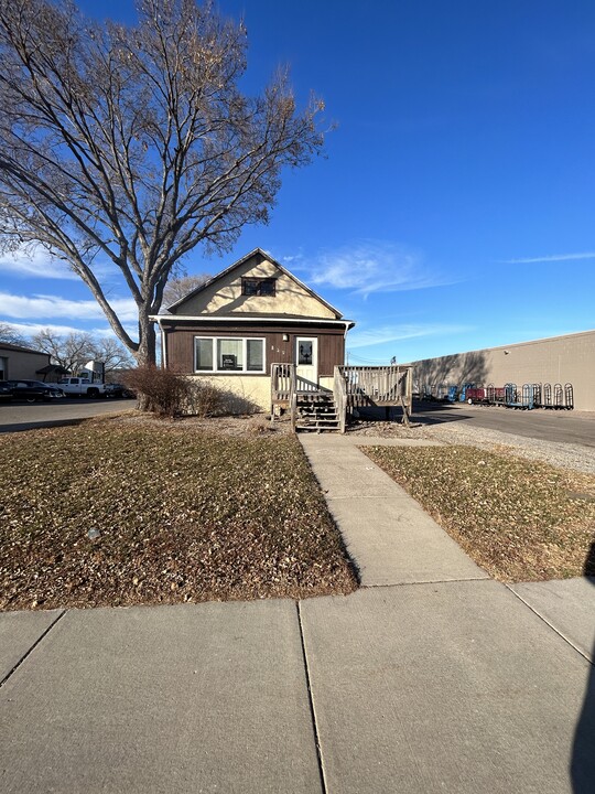 830 S Front St in Mankato, MN - Building Photo