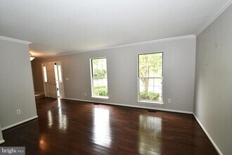 38 Charleston Ct in Stafford, VA - Building Photo - Building Photo