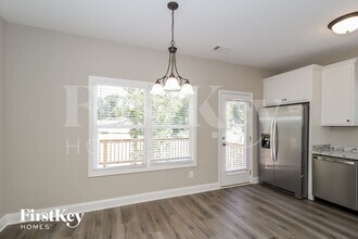 108 Woodside Ct in Temple, GA - Foto de edificio - Building Photo