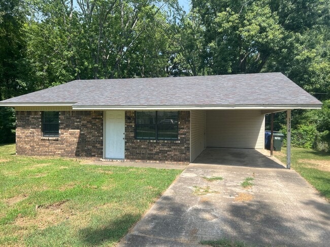property at 1714 Marilyn Dr
