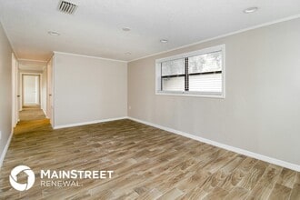 243 Acorn Dr in Longwood, FL - Building Photo - Building Photo