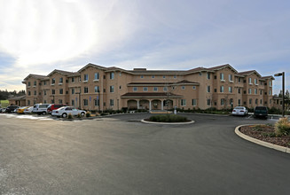 McAuley Meadows in Auburn, CA - Foto de edificio - Building Photo