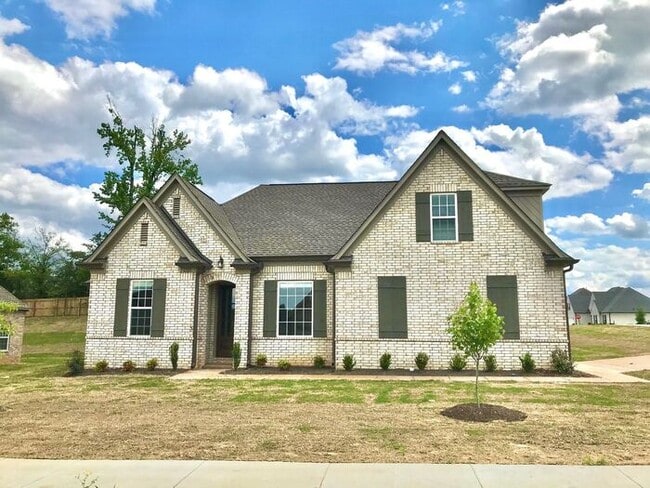 6321 Darwood Dr in Olive Branch, MS - Foto de edificio - Building Photo