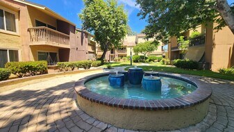 6018 Rancho Mission Rd in San Diego, CA - Building Photo