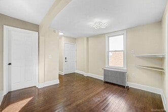 156 Beech St in Yonkers, NY - Building Photo - Building Photo