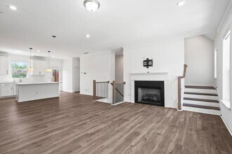 6308 Brookwater Vw in Mableton, GA - Foto de edificio - Building Photo