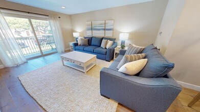 935 D Ave in Coronado, CA - Building Photo - Building Photo