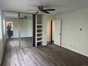 8826 Calliandra Rd in San Diego, CA - Building Photo - Building Photo