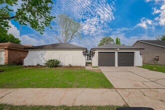 23319 Pennsgrove Rd in Spring, TX - Building Photo - Building Photo