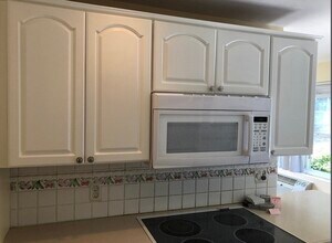 56 Emerson Gardens Rd in Lexington, MA - Building Photo - Building Photo