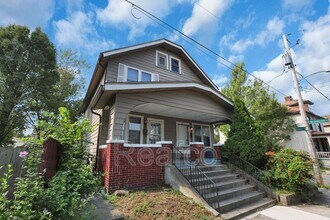 463 Reinhard Ave in Columbus, OH - Building Photo - Building Photo