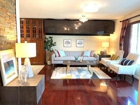 410 Auburn Way in San Jose, CA - Building Photo