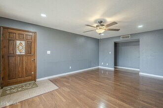 3236 S Kenwood Ln in Tempe, AZ - Building Photo - Building Photo