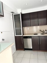 5838 Collins Ave, Unit 14F in Miami Beach, FL - Building Photo - Building Photo